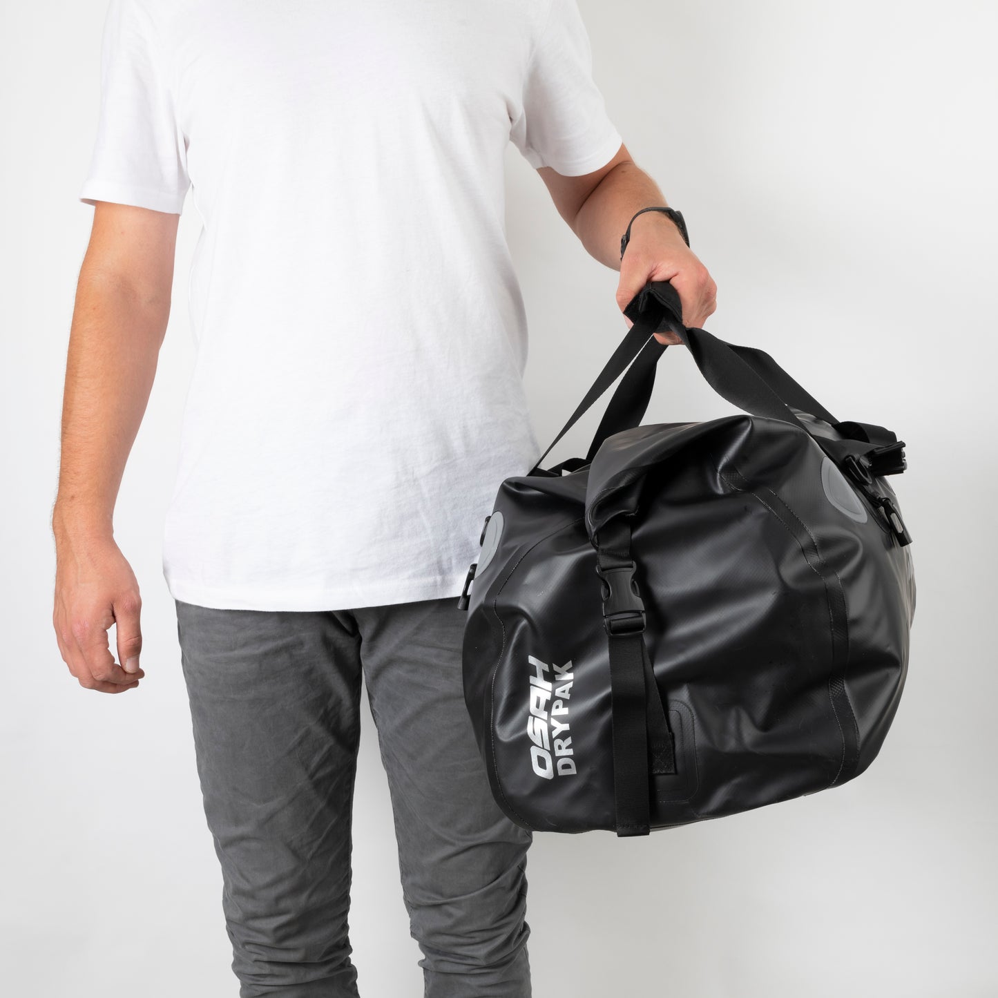 OSAH 40L DRIFT DUFFEL BAG BLACK